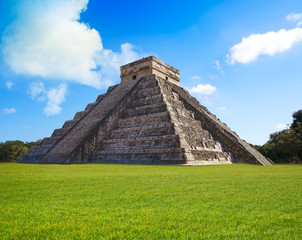 Chichen Itza El Templo Kukulcan temple