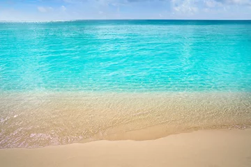 Cercles muraux Caraïbes Caribbean turquoise beach clean waters