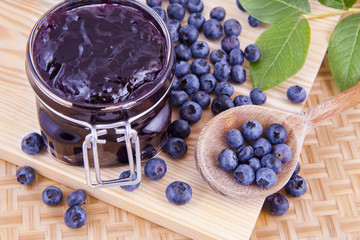 Obraz na płótnie Canvas Blueberry fruits jam