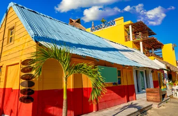 Crédence de cuisine en verre imprimé Caraïbes Holbox Island maisons colorées des Caraïbes Mexique