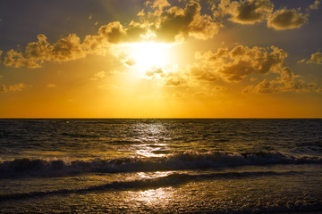 Fototapeta na wymiar Caribbean beach sunrise in Costa Maya