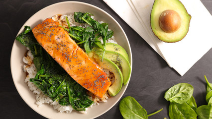 salmon with spinach and rice