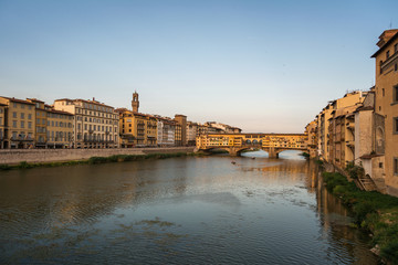 Fototapeta na wymiar Ponte Vecchio bridge over Arno river in Florence