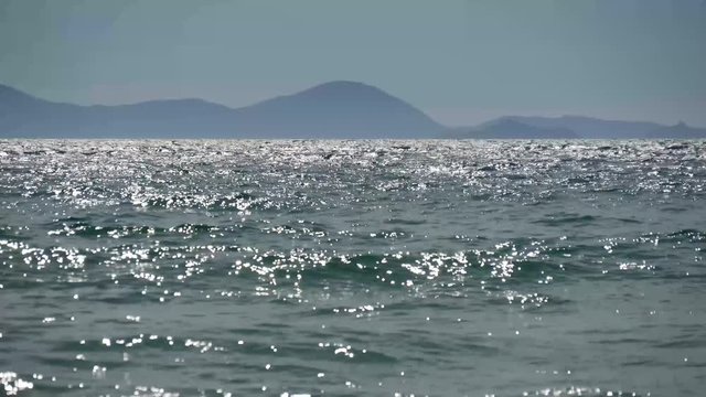Isola d'Elba vista dalla spiaggia di Punta Ala in Toscana
