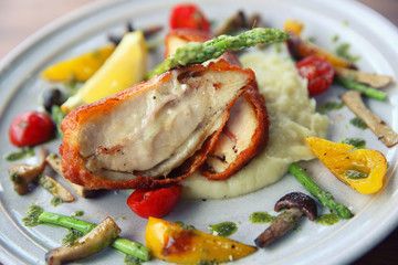 fried chicken cheese on mash potato