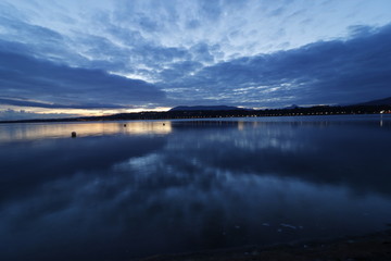 Morgengrauen am Genfer See
