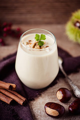 Rustikale Maronensuppe im Glas