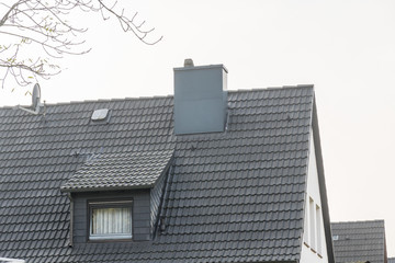 Schornstein auf einem Dach