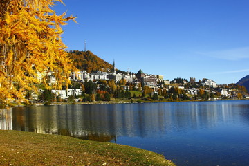Fototapeta premium St. Moritz mit See 