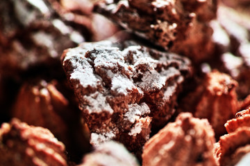 Spritzgebäck mit Puderzucker