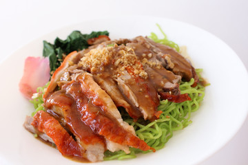 Roasted duck green noodles