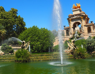 Fototapeta premium View of the fountain in Parc de la Ciutadella, in Barcelona, Spain