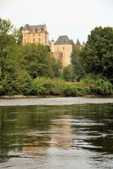 Fototapeta na wymiar chateau de fayrac