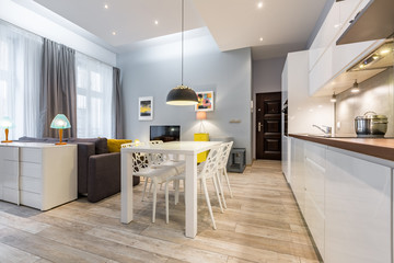 Studio flat with open kitchen