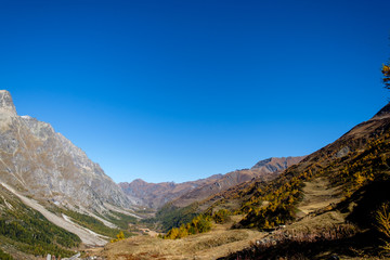 Fototapeta premium View of mountain peaks, valleys and pine tree forests in Val Ferret, Aosta Valley, Italy