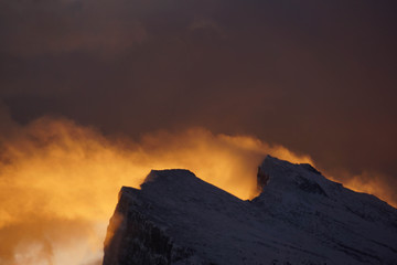 Sonnenaufgang in den kanadischen Bergen