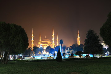 Fototapeta na wymiar Sultan Ahmed Mosque Night View