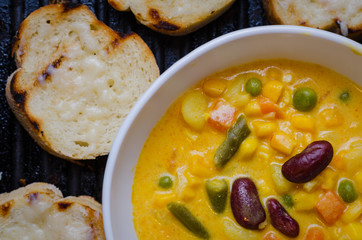 VEGETABLE CHEESE SOUP WITH GRANTS