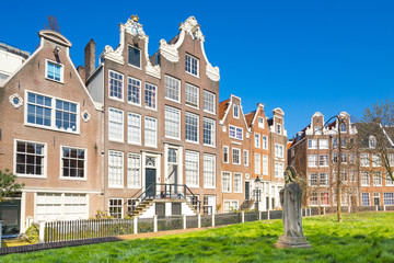 Obraz premium The Begijnhof in Amsterdam city, Netherlands