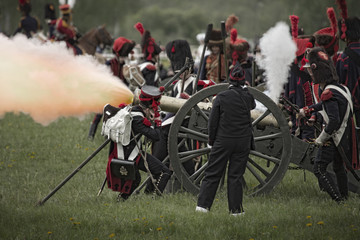 Залп пушки на Бородино