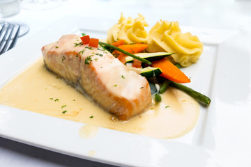 Grilled Salmon with fresh lettuce and mash potatoes