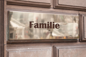 Schild 205 - Familie