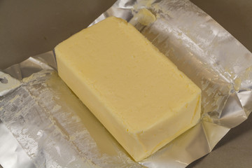 Plaquette de beurre demi-sel