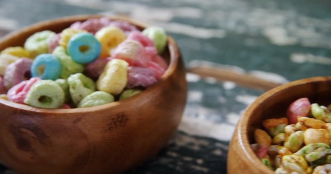Bowls of various breakfast 