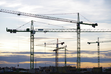 Kräne, Großbaustelle, Bau