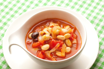 大豆とミックス豆のトマト煮