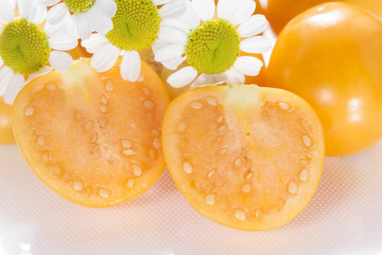 fresh uchuva fruits, The plant known as uchuva, uvilla, aguaymanto or ushun is a herbaceous plant belonging to the family solanaceae (Physalis peruviana)