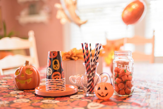 Halloween Party Decorations And Treats