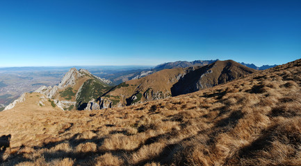 Czerwony Grzbiet - Widok na Giewont
