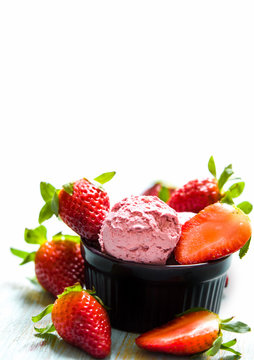 terrine with ice cream and fresh strawberry