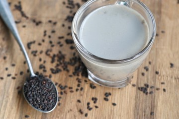 Soybean milk with black sesame