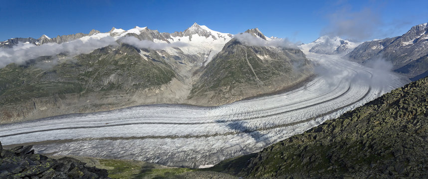 View from Eggishorn Mountain (2934m) towards Great Aletsch Glacier with the Mountains Grosses Aletschhorn and Jungfrau peaks, Fiesch, Canton of Valais, Switzerland