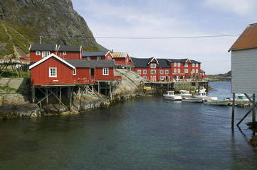 Fototapeta na wymiar Lofotendorf in Norwegen
