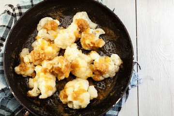 Vegetarian fried cauliflower with bread crumb