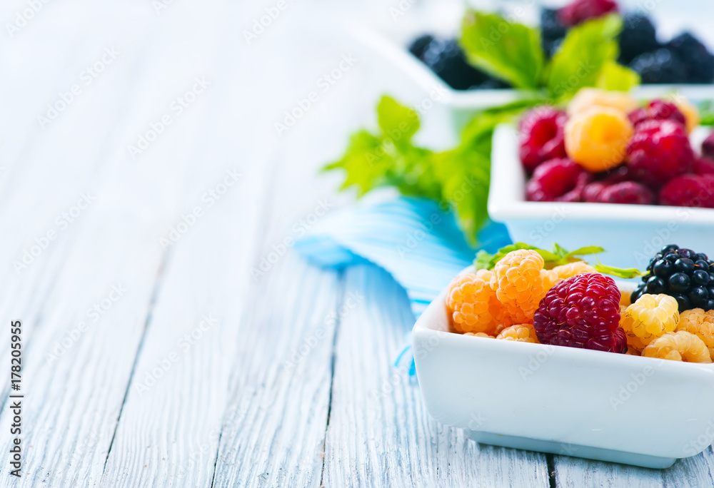 Wall mural fresh berries