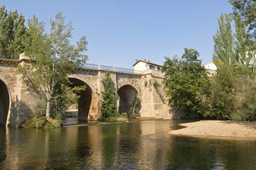 Fototapeta na wymiar Old bridge of Carrion de los Condes, Palencia province, Spain