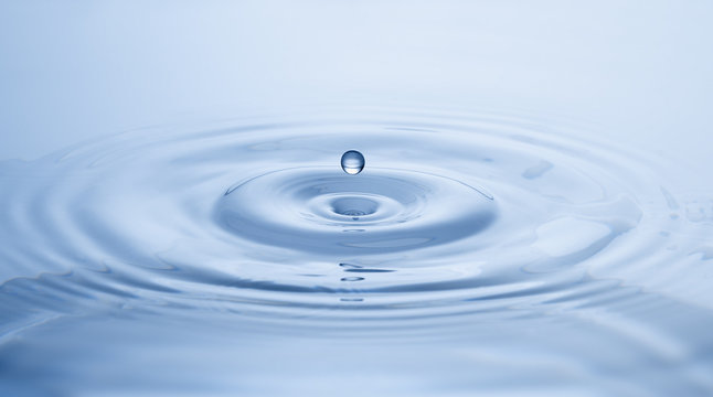 水滴」の写真素材 | 4,859,388件の無料イラスト画像 | Adobe Stock