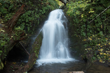 Fototapeta na wymiar Waterfall slow moving
