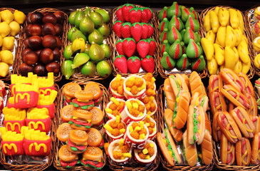 Marzipan fake fruits