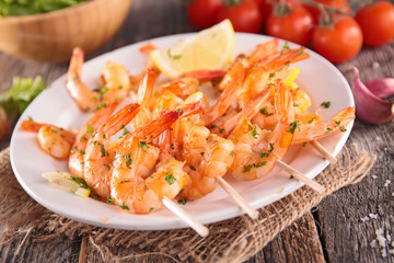 fried shrimp with herb