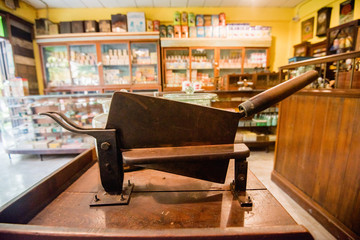 Blades with Handles for cut herb, chinese medicine, Chinese herbal medicine