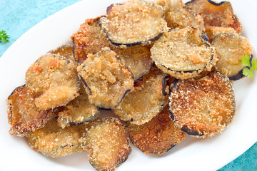 Gebratene Auberginen- Chips