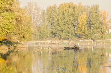 Fototapeta premium Autumn at lake