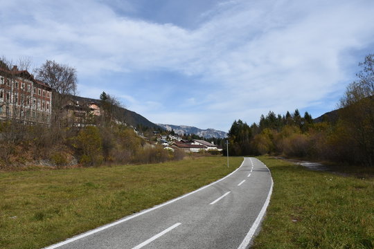 Kanaltal, Tarvis, Tarvisio, Udine, Friaul, Julisch-Venetien, Bahnhof, Lost Places, Lost, lostplaces, vergessen, aufgelassen, stillgelegt, verfallen, &Uuml;berf&uuml;hrung, Treppe 