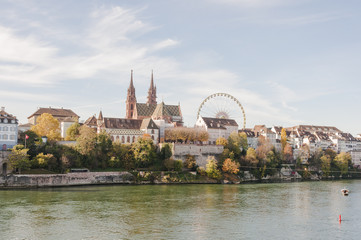 Basel, Stadt, Altstadt, Rhein, Münster, Kirche, Fähre, Herbst, Herbstmesse, Riesenrad, Münsterplatz, Altstadthäuser, Basel-Stadt, Schweiz