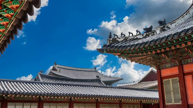 Timelapse of Gyeongbokgung place and clouds sky